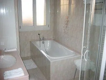 Szálloda De La Cloche