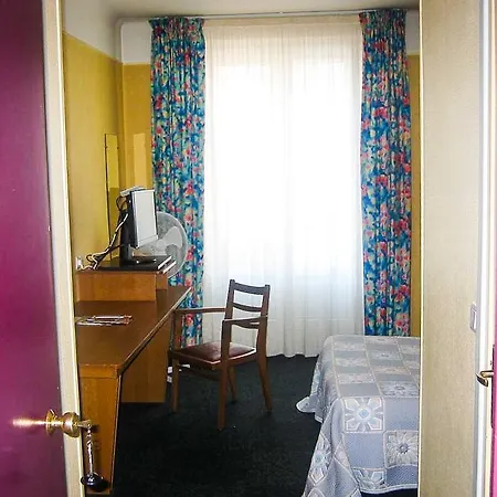Hotel De La Cloche